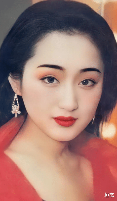 张曼玉|男性眼中的10位“梦中情人”女星,个个风华绝代,让人一见倾心