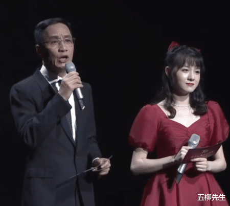 蓝天野|破防了!北京人艺70周年纪念演出,戏骨云集,冯远征追忆蓝天野