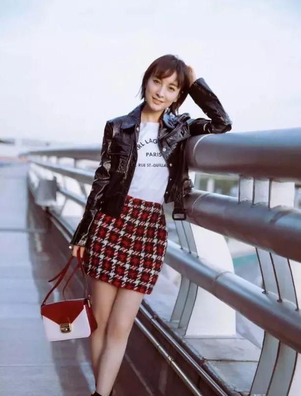 佟丽娅|女星曾经有过的小缺点:张子枫有斜方肌、佟丽娅是黑油皮