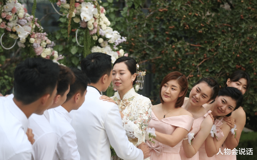 李晓霞|20年后再看李晓霞：才发现她的“退隐”背后，李隼有多意难平