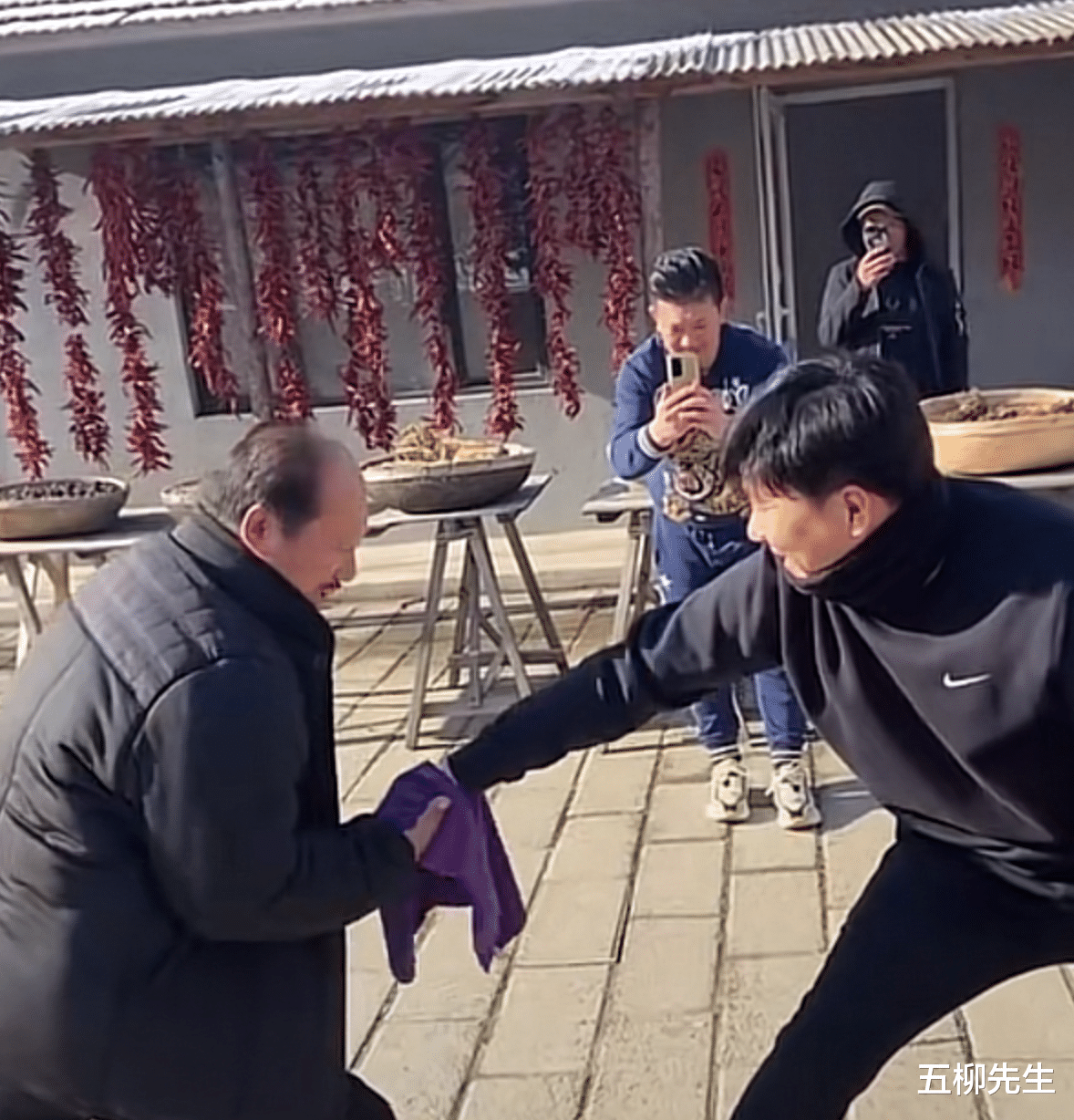 赵四|《乡村爱情14》大结局，王大拿坐镇厨神争霸赛，赵四咋又出差了