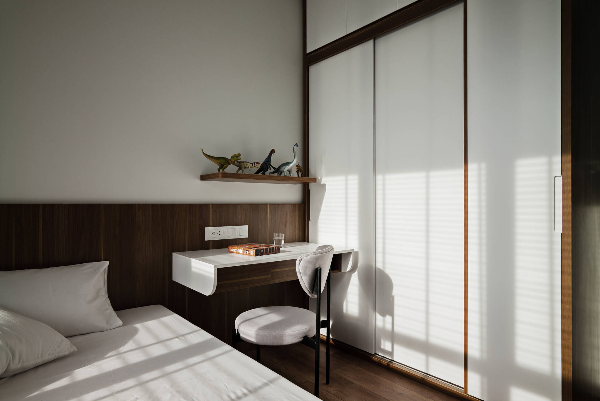 120㎡,风格经久不过时,一个务实又不花哨的家,难怪受欢迎