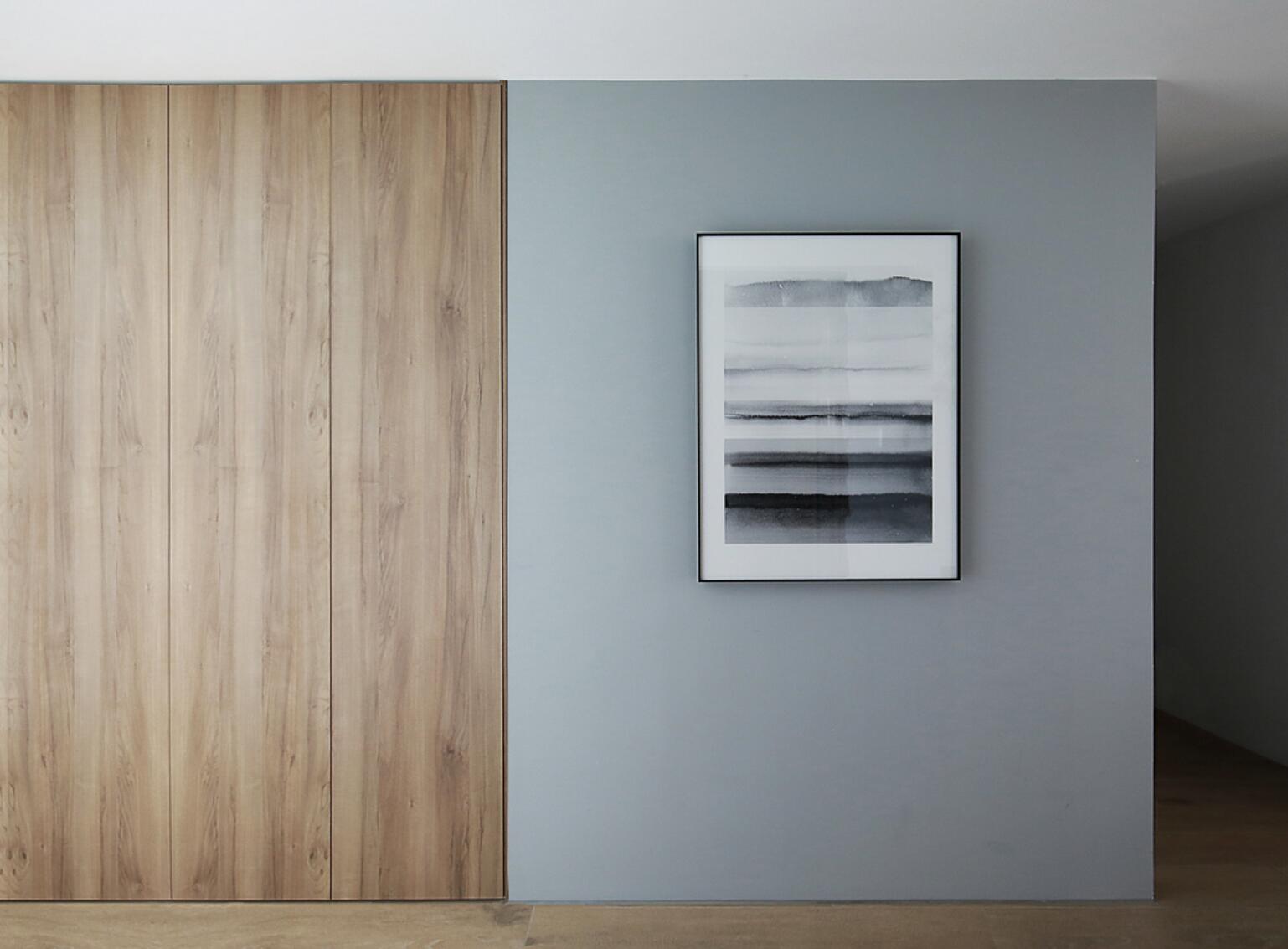 不要窗套,木门做到顶,她130㎡新家,一进门就感觉很清爽