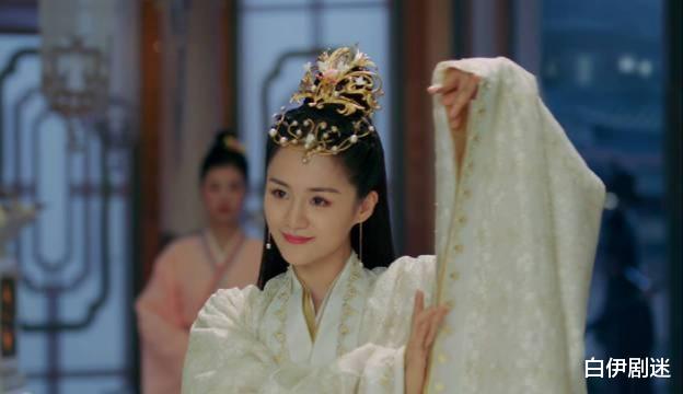 花千骨|《且试天下》华纯然，比《花千骨》糖宝和《三生三世》小巴蛇如何