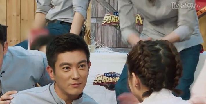 李诞|李诞被爆婚内与女子夜店暧昧：分寸感是已婚男人对老婆基本的尊重