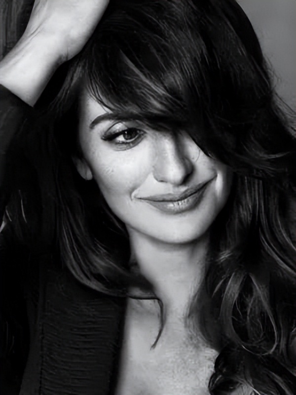 克鲁兹|被誉为“地表最强小三”，无数男神为她抛妻弃子！这个女人究竟有多绝