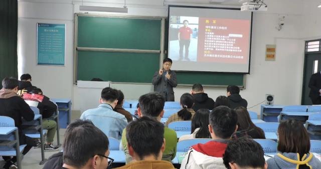 韦东奕|北大韦东奕“简历”火了，仅有短短4行字，含金量便让人望尘莫及