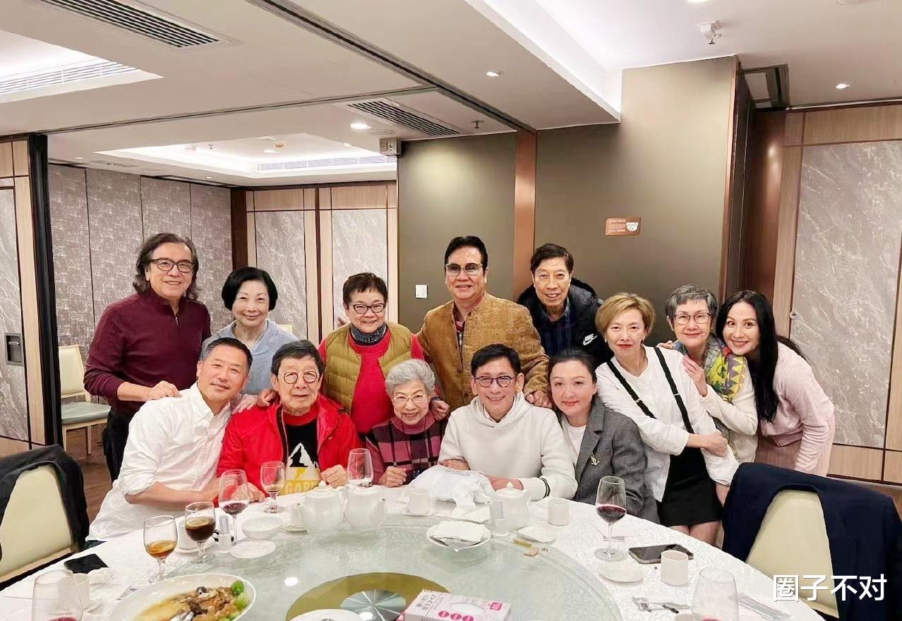 周星驰|12月仅过去一天，娱乐圈就有6个大瓜，个个有滋有味