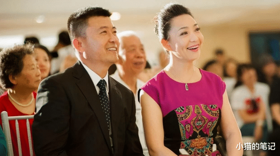 冯远征|演艺圈八位零绯闻的老戏骨,各个与原配相守到老,最长的结婚49年