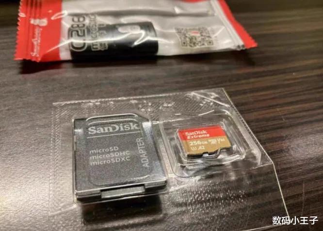 闪存卡|不拆机！如何将手机机身存储增加256G? 这个旧办法值得一试