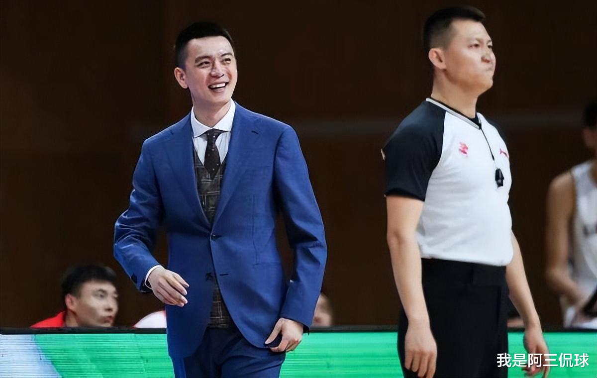 杜锋|杜锋老泪纵横！赛后直言球队打得不好，赵睿发言被批输不起
