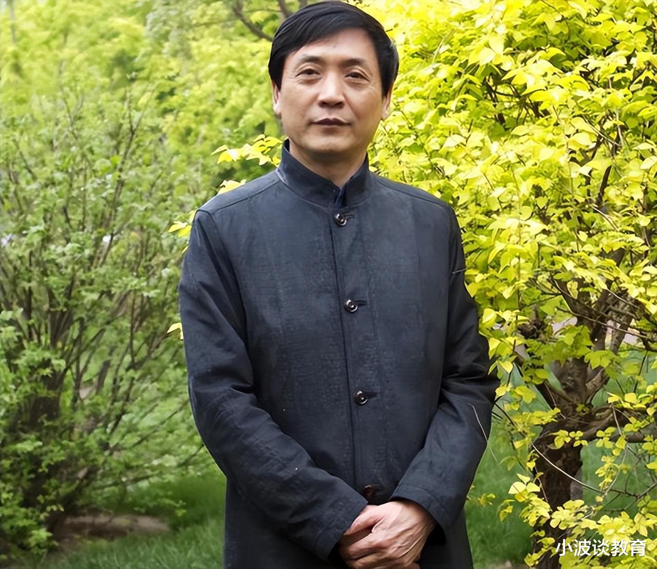 |曹文轩被推上热搜：主编内容被指欠妥，出版社回应，引起网友热议