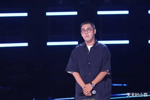 梁静茹|李荣浩主动拍照,表面是替梁静茹出头,其实是为了节目效果的平衡