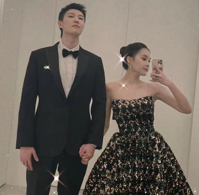 婚纱照|赵本山女儿球球拍婚纱照即将结婚,和男友小陈获赞超有夫妻相