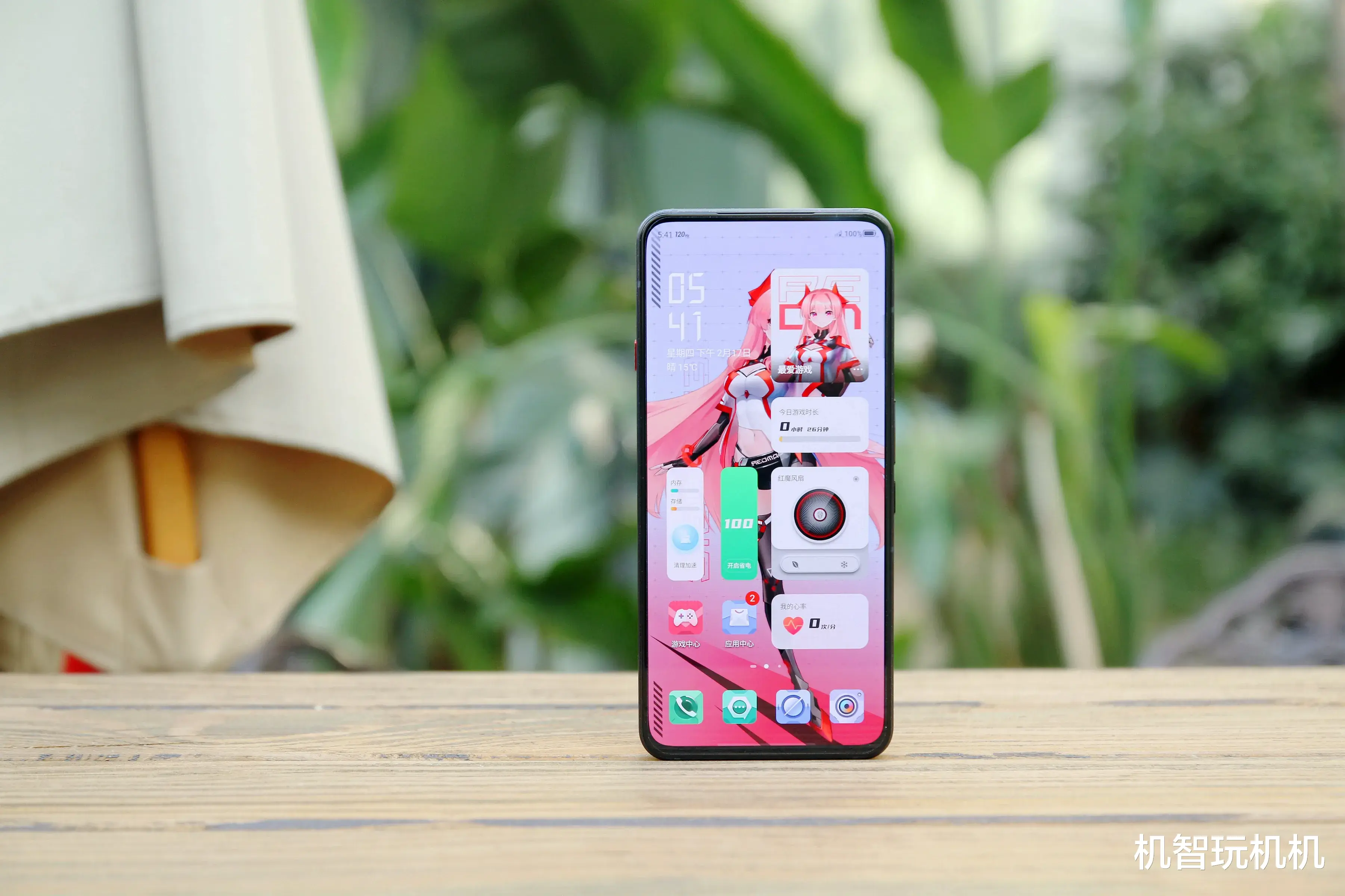 it芯片|18G内存+1T存储+135W快充+内置散热风扇，最强骁龙8手机开售！