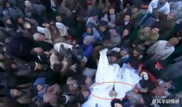 赵丽颖|被占过便宜的几位女星，刘亦菲这张令人愤恨，赵丽颖这张忍不了