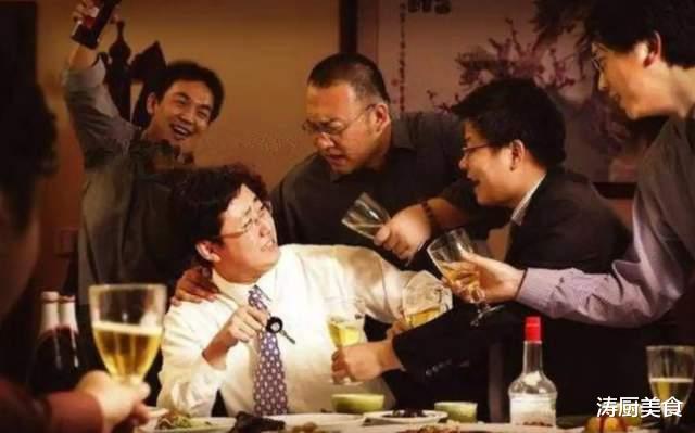 中老年人|遇到这6种人，千万不要劝酒！不然就是置人于危险境地