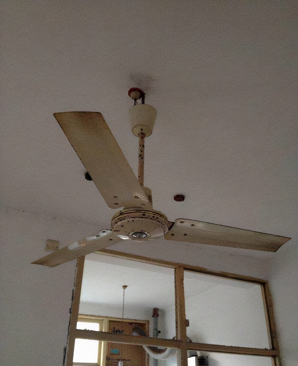 那些正在偷偷消失的家电，是一代人的记忆，每一件都是那么好用