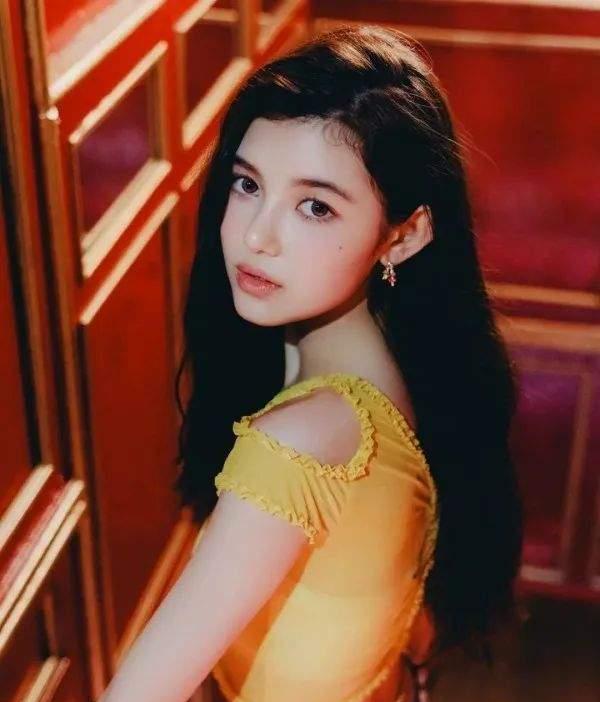 高山清渠|Jessica中国C位出道?与少女时代回归时间重合;HYBE闵熙珍女团公开