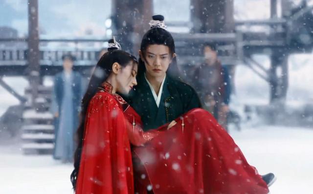 柳岩|《恰似故人归》纪云禾成翻版崔时宜?长意倾情守护,甜虐将升级!