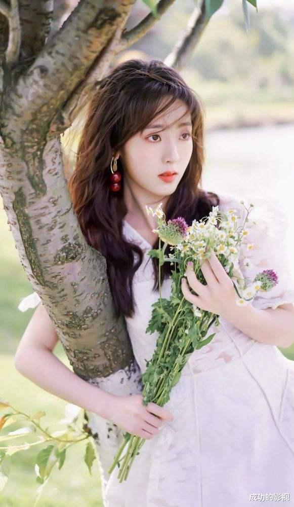 邢菲|邢菲胡一天合作甜宠剧，耐心回应网友对她的角色质疑