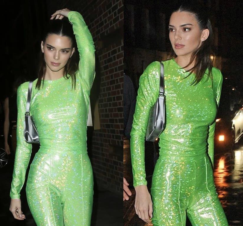 金·卡戴珊|NBA名媛卡戴珊再秀暴瘦身材,穿1.8万的紧身裤,网友:绿巨人?