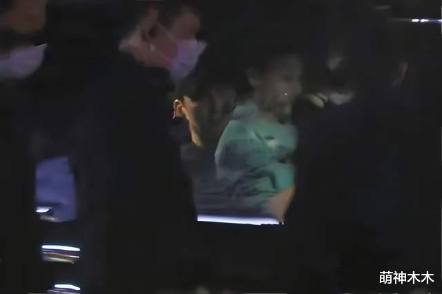 郑恺|郑恺口碑逆转，于晓光评论被骂，“对老婆态度”成评价男星新标准