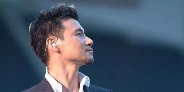 张学友|一代歌神张学友：被誉为逃犯克星，拒绝我是歌手邀请称评委没水平