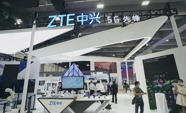 编程|“中兴事件”打醒华为，“华为事件”打醒了谁？老美可能没想到