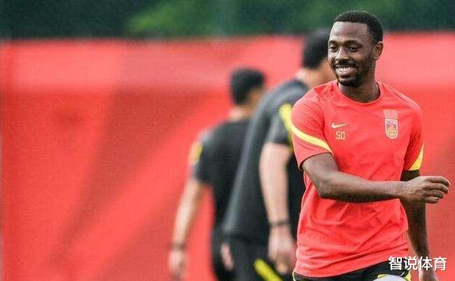 中日|中日大戰(zhàn)將近！3歸化正式和國(guó)足說(shuō)再見(jiàn)，李霄鵬最擔(dān)心的事發(fā)生