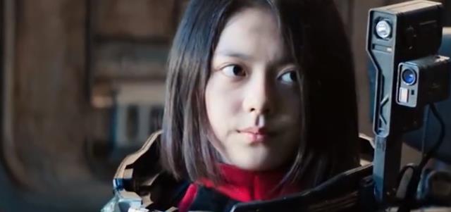 樊少皇|“中戏学霸”赵今麦:一“坑”成名,小小年就获得超高票房