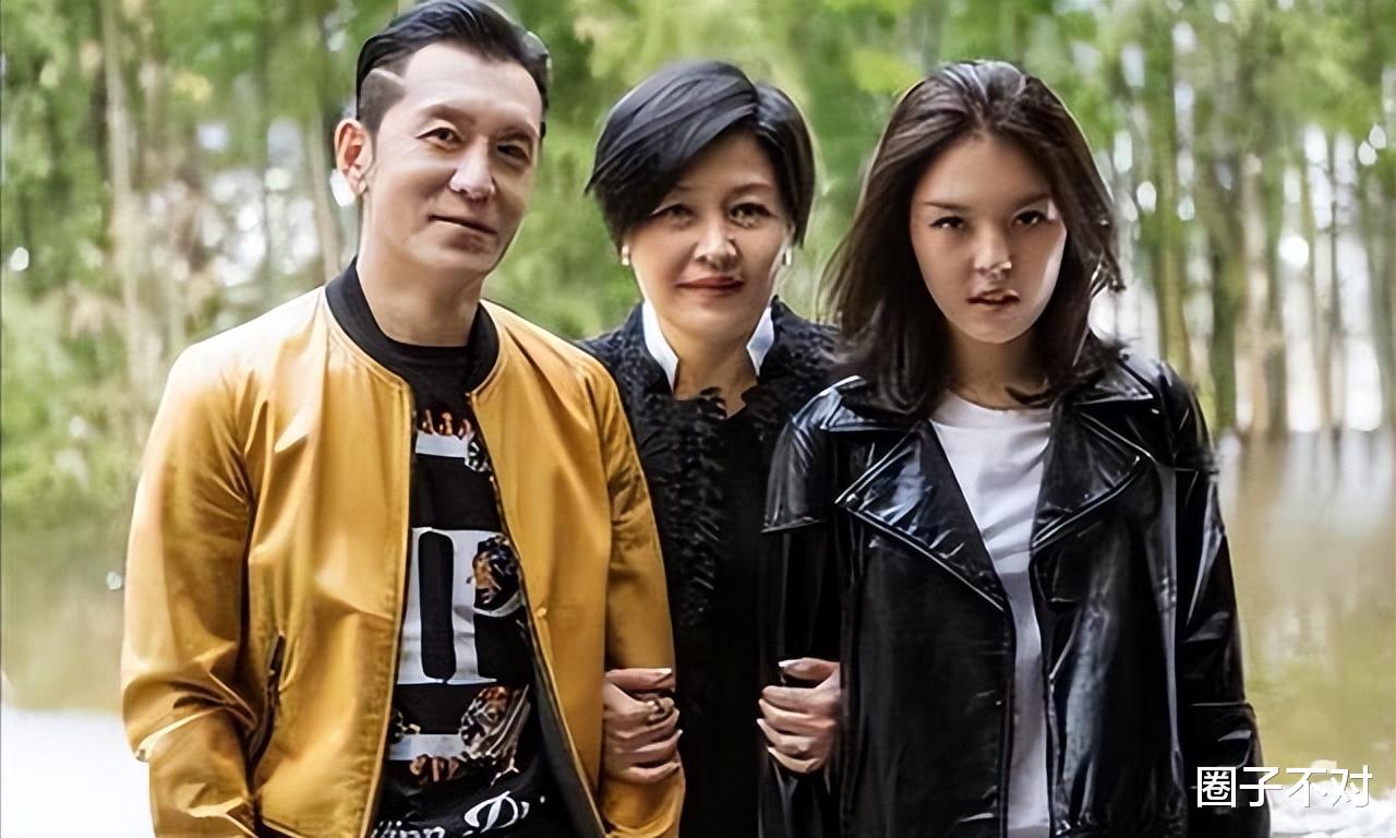 李咏|李咏去世4年后：妻女带2亿遗产留美，故事的真相是什么