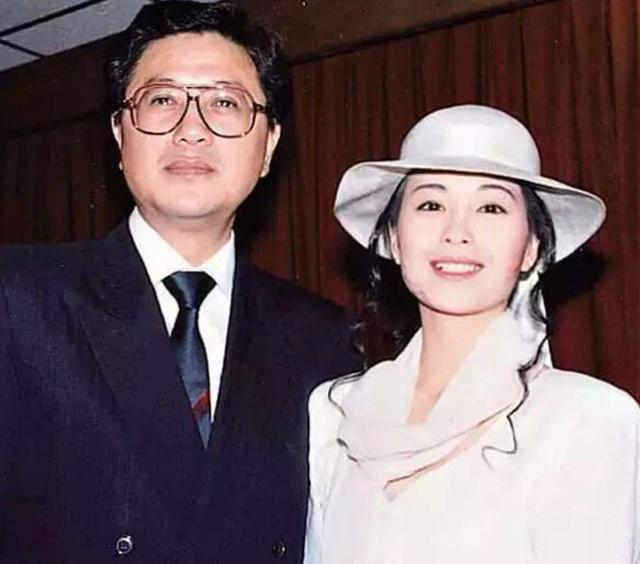 陶虹|无视老公出轨、接受开放式婚姻，这些女星是大度，还是无奈？