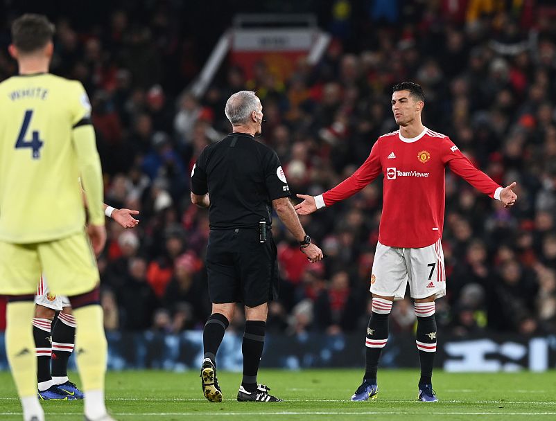 C罗|曼联与C罗分道扬镳，职业生涯仅剩无几，是时候去寻求新挑战