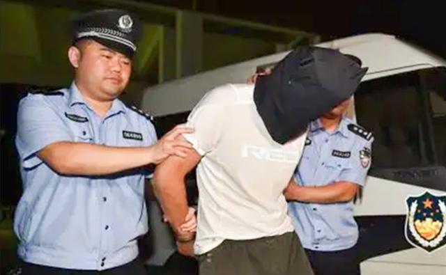 回顾:72岁老汉出狱后猥亵69岁老太,称自己年轻时被她陷害强奸罪