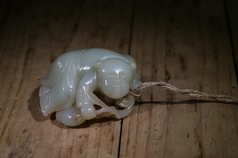 |舊藏和田玉“童子献寿”