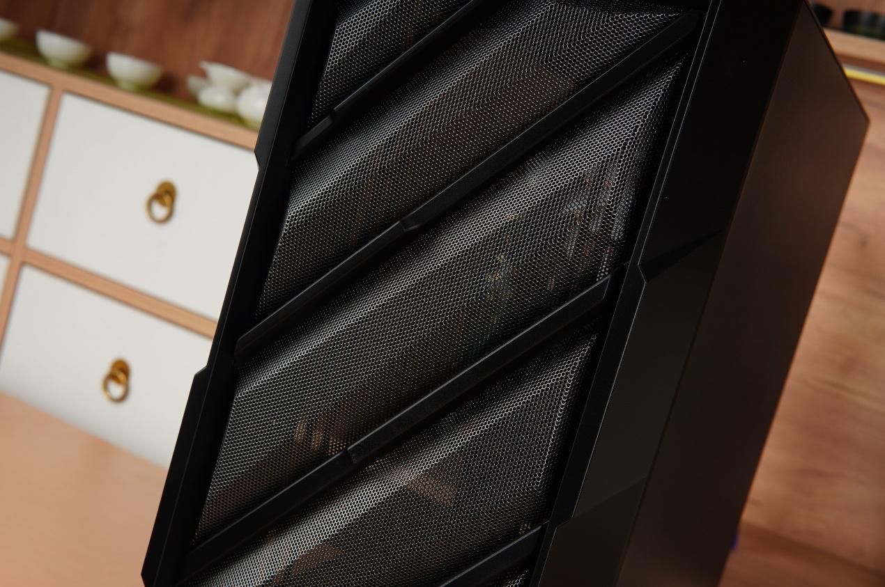 nova|充满力量感的前面板设计，安钛克DP503装机展示