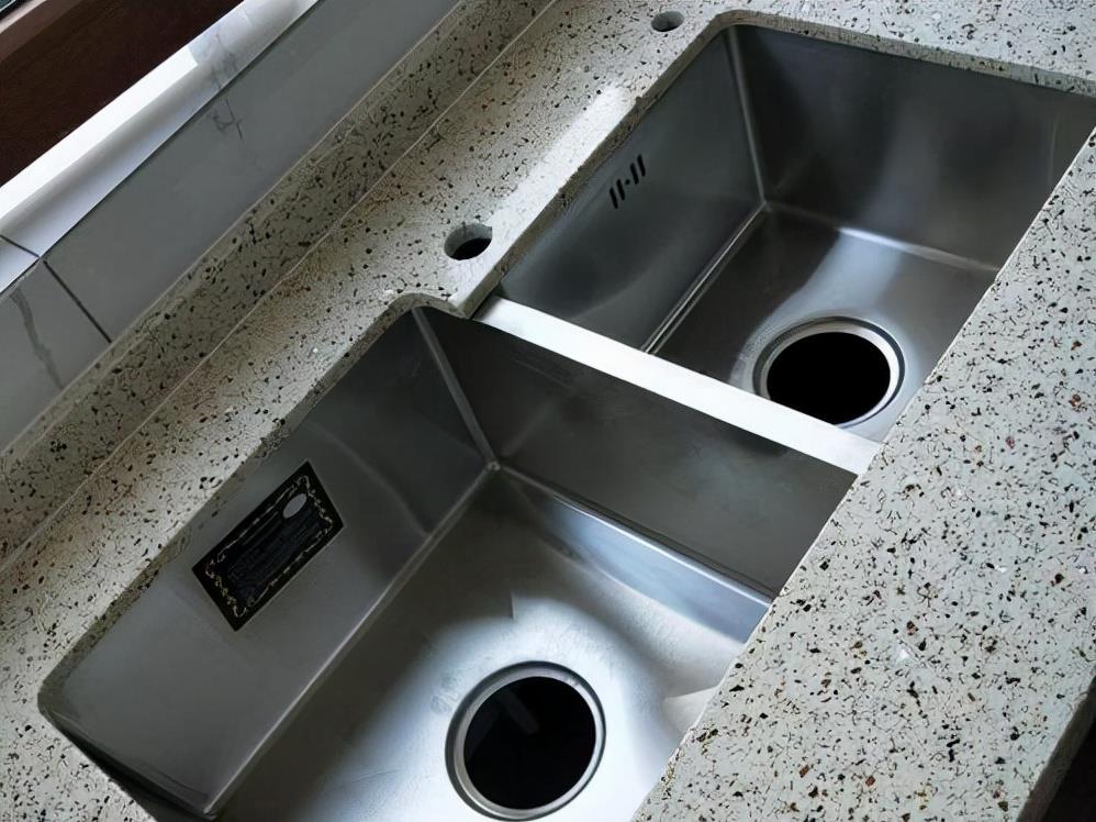 台下盆虽好,安装牢固才是关键,弄清安装步骤,4个要点更要掌握