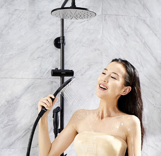 卫浴|淋浴花洒千篇一律？想要一款淋浴器，颜值在线洗澡还舒服！