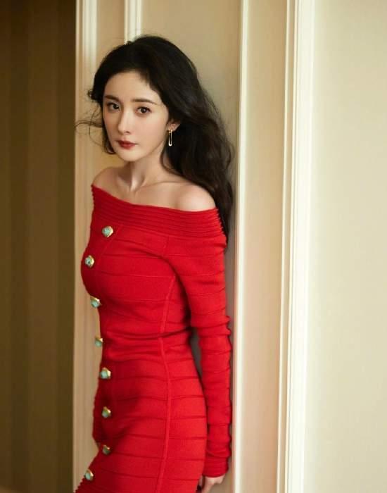 杨幂|杨幂接受采访，透露快要进组了，网友期待无限