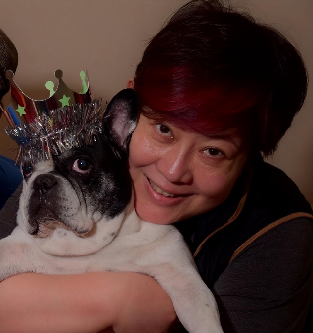 潘虹|“无子女”演员晚年现状,潘虹皈依佛门,傅丽莉花60万养狗为伴