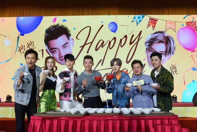 奔跑吧兄弟|发布会+生日趴+录制,奔跑吧都跑进联合国了还这么抠?