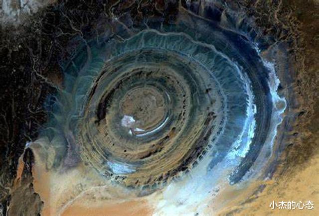 凝视太空的神秘“巨眼”,直径高达48公里,究竟从何而来?