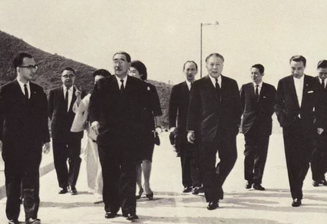 王一博|港片40年的分合纵横:嘉禾,新艺城,邵氏,三足鼎立,平分天下