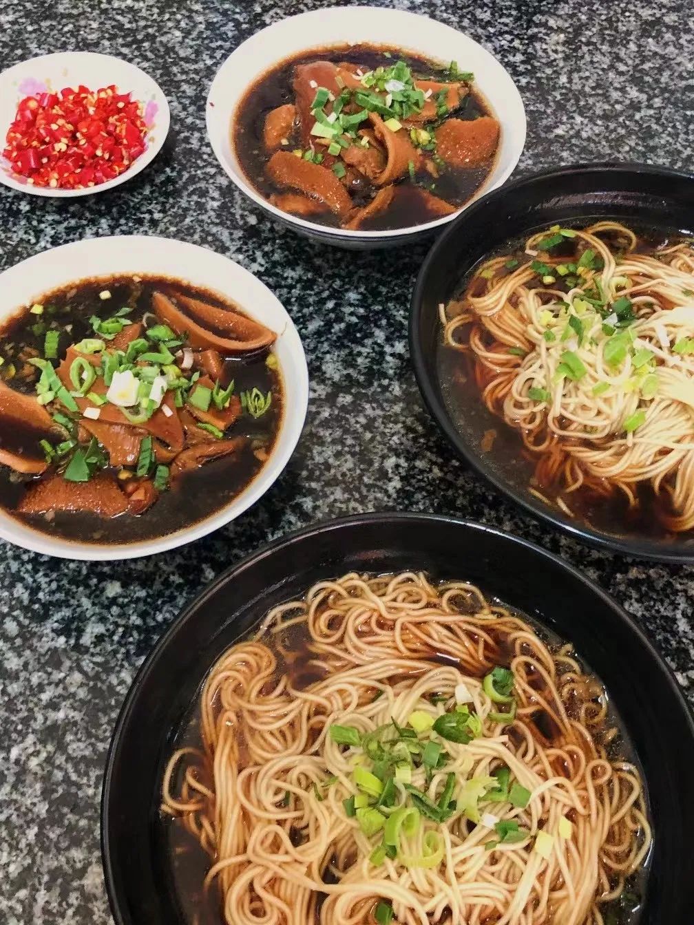 儋州|高铁仅需10min,红叶不输京都,秋冬美食滋补,美到王鹤棣也来打卡