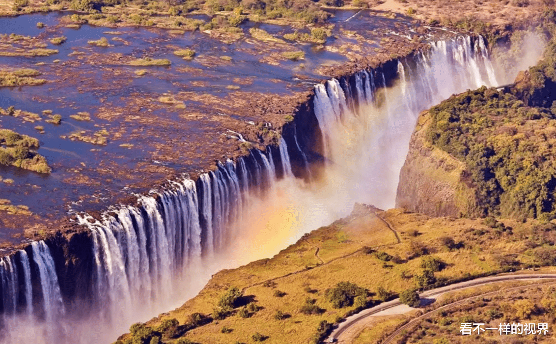 戈壁|为什么有些人宁愿待在家里，也不愿意出去旅游？原因很现实