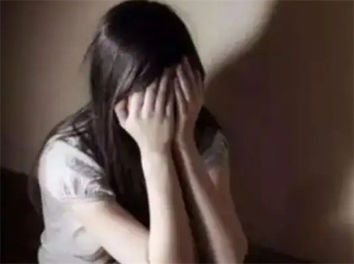 案例:福建一家三口都是重刑犯,囚禁女性卖自己,受害女性20余人