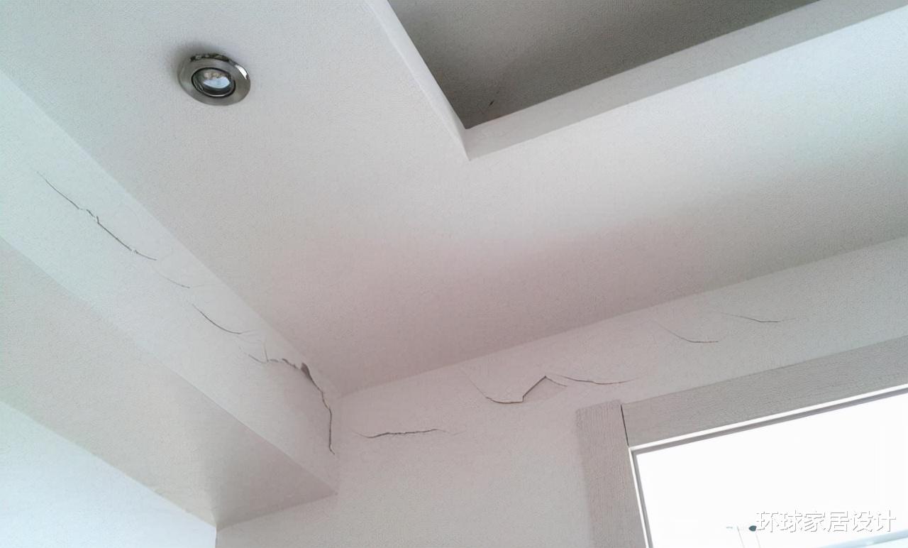 上海女子花了30万,请游击队装修,完工后,家里处处都是坑!