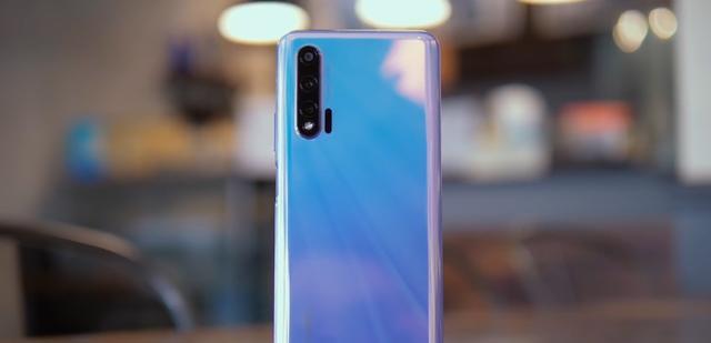 5G|从4199跌至1828，麒麟990+鸿蒙系统+前后五摄，华为5G售价很亲民