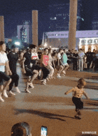 “好不容易把房贷车贷给还完了,你要让我重新还一遍?”